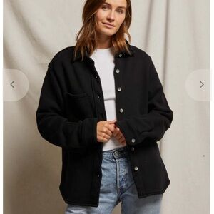 Perfect White Tee. Cypress Fleece Jacket - True Black Size Small